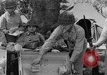 Standbild Vereinigten Staaten Marines Guadalcanal Salomonen, 1943, aus Sekunde 27 historischem Filmmaterial Videoclip 65675044987