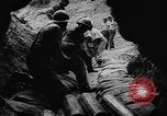 Immagine di La sabbiatura di roccia Bristol Virginia USA, 1948, secondo 19 filmato di repertorio 65675044996