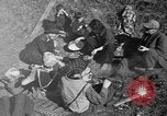 Standbild befreite Juden Deutschland, 1945, aus Sekunde 4 historischem Filmmaterial Videoclip 65675044999