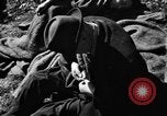 Standbild befreite Juden Deutschland, 1945, aus Sekunde 7 historischem Filmmaterial Videoclip 65675044999