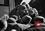 Standbild befreite Juden Deutschland, 1945, aus Sekunde 10 historischem Filmmaterial Videoclip 65675045000
