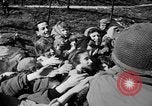Standbild befreite Juden Deutschland, 1945, aus Sekunde 37 historischem Filmmaterial Videoclip 65675045000