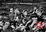 Standbild befreite Juden Deutschland, 1945, aus Sekunde 38 historischem Filmmaterial Videoclip 65675045000