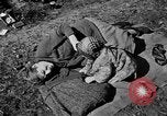 Standbild befreite Juden Deutschland, 1945, aus Sekunde 45 historischem Filmmaterial Videoclip 65675045000