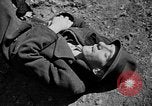 Standbild befreite Juden Deutschland, 1945, aus Sekunde 62 historischem Filmmaterial Videoclip 65675045000