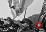 Standbild amerikanische Generalmajor Emil Reinhardt Torgau Deutschland, 1945, aus Sekunde 23 historischem Filmmaterial Videoclip 65675045002