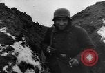 Standbild deutsche Soldaten Russland, 1944, aus Sekunde 17 historischem Filmmaterial Videoclip 65675045012