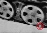 Immagine di Il tedesco rocket artiglieria e prigionieri di guerra sovietici Kirovohrad Ucraina, 1944, secondo 16 filmato di repertorio 65675045026
