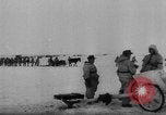 Immagine di Il tedesco rocket artiglieria e prigionieri di guerra sovietici Kirovohrad Ucraina, 1944, secondo 22 filmato di repertorio 65675045026
