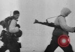 Immagine di Il tedesco rocket artiglieria e prigionieri di guerra sovietici Kirovohrad Ucraina, 1944, secondo 32 filmato di repertorio 65675045026