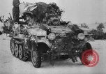 Immagine di Il tedesco rocket artiglieria e prigionieri di guerra sovietici Kirovohrad Ucraina, 1944, secondo 37 filmato di repertorio 65675045026