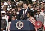 Standbild Indira Gandhi United States USA, 1982, aus Sekunde 14 historischem Filmmaterial Videoclip 65675045032