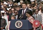 Standbild Indira Gandhi United States USA, 1982, aus Sekunde 16 historischem Filmmaterial Videoclip 65675045032