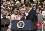 Standbild Indira Gandhi United States USA, 1982, aus Sekunde 34 historischem Filmmaterial Videoclip 65675045032