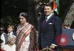 Standbild indische Premierministerin Indira Gandhi Washington DC USA, 1982, aus Sekunde 29 historischem Filmmaterial Videoclip 65675045033