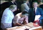 Standbild indische Premierministerin Indira Gandhi United States USA, 1982, aus Sekunde 48 historischem Filmmaterial Videoclip 65675045034