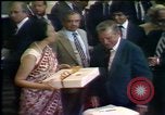 Standbild indische Premierministerin Indira Gandhi United States USA, 1982, aus Sekunde 61 historischem Filmmaterial Videoclip 65675045034