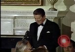 Standbild indische Premierministerin Indira Gandhi Washington DC USA, 1982, aus Sekunde 26 historischem Filmmaterial Videoclip 65675045035