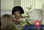 Standbild indische Premierministerin Indira Gandhi Washington DC USA, 1982, aus Sekunde 52 historischem Filmmaterial Videoclip 65675045035
