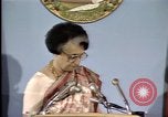 Standbild indische Premierministerin Indira Gandhi United States USA, 1982, aus Sekunde 30 historischem Filmmaterial Videoclip 65675045036