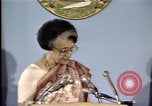 Standbild indische Premierministerin Indira Gandhi United States USA, 1982, aus Sekunde 31 historischem Filmmaterial Videoclip 65675045036