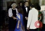 Standbild Indira Gandhi United States USA, 1982, aus Sekunde 49 historischem Filmmaterial Videoclip 65675045037