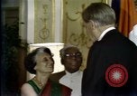 Standbild Indira Gandhi United States USA, 1982, aus Sekunde 61 historischem Filmmaterial Videoclip 65675045037
