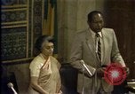 Standbild indische Premierministerin Indira Gandhi Los Angeles California USA, 1982, aus Sekunde 41 historischem Filmmaterial Videoclip 65675045042