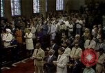 Standbild indische Premierministerin Indira Gandhi Los Angeles California USA, 1982, aus Sekunde 58 historischem Filmmaterial Videoclip 65675045042