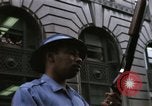Standbild Detroit Ausschreitungen Michigan United States USA, 1967, aus Sekunde 55 historischem Filmmaterial Videoclip 65675045062