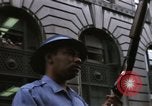 Standbild Detroit Ausschreitungen Michigan United States USA, 1967, aus Sekunde 58 historischem Filmmaterial Videoclip 65675045062