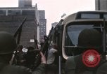 Standbild Detroit Ausschreitungen Michigan United States USA, 1967, aus Sekunde 60 historischem Filmmaterial Videoclip 65675045062
