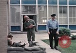 Standbild Detroit Ausschreitungen Michigan United States USA, 1967, aus Sekunde 27 historischem Filmmaterial Videoclip 65675045063