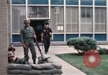 Standbild Detroit Ausschreitungen Michigan United States USA, 1967, aus Sekunde 31 historischem Filmmaterial Videoclip 65675045063