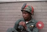 Standbild Detroit Ausschreitungen Michigan United States USA, 1967, aus Sekunde 59 historischem Filmmaterial Videoclip 65675045063