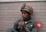 Standbild Detroit Ausschreitungen Michigan United States USA, 1967, aus Sekunde 60 historischem Filmmaterial Videoclip 65675045063