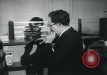Immagine di Americani africani nel settore bancario e il settore assicurativo United States USA, 1950, secondo 15 filmato di repertorio 65675045068