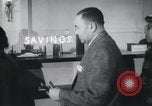 Immagine di Americani africani nel settore bancario e il settore assicurativo United States USA, 1950, secondo 23 filmato di repertorio 65675045068