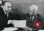 Immagine di Americani africani nel settore bancario e il settore assicurativo United States USA, 1950, secondo 56 filmato di repertorio 65675045068