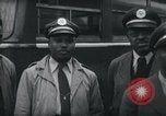 Immagine di Americani africani in trasporto United States USA, 1955, secondo 13 filmato di repertorio 65675045070