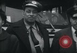 Immagine di Americani africani in trasporto United States USA, 1955, secondo 21 filmato di repertorio 65675045070