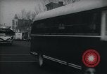 Immagine di Americani africani in trasporto United States USA, 1955, secondo 35 filmato di repertorio 65675045070