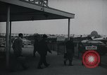 Immagine di Americani africani in trasporto United States USA, 1955, secondo 47 filmato di repertorio 65675045070