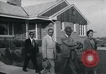 Immagine di African American imprenditore Andrew significa Gary Indiana USA, 1955, secondo 26 filmato di repertorio 65675045071