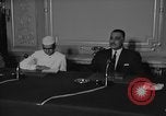 Standbild Lal Bahadur Shastri Ägypten, 1964, aus Sekunde 55 historischem Filmmaterial Videoclip 65675045074
