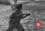 Image les émeutes religieuses Pakistan, 1963, de la seconde 15 séquences d'archives historiques vidéo 65675045079
