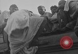 Image les émeutes religieuses Pakistan, 1963, de la seconde 34 séquences d'archives historiques vidéo 65675045079