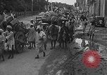 Image les émeutes religieuses Pakistan, 1963, de la seconde 54 séquences d'archives historiques vidéo 65675045079
