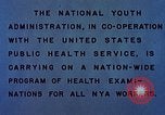 Immagine di Esame sanitario United States USA, 1941, secondo 24 filmato di repertorio 65675045080