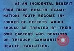 Immagine di Esame sanitario United States USA, 1941, secondo 48 filmato di repertorio 65675045080